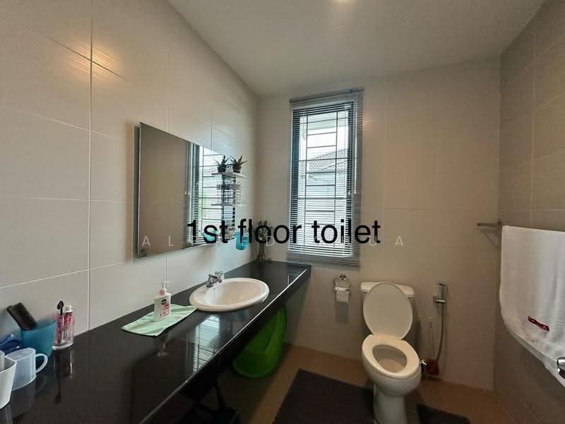 Semi-Detached House for Sale in Stutong (Kuching) - Alfred Chua - Bathroom - PropertyGuru.com.my