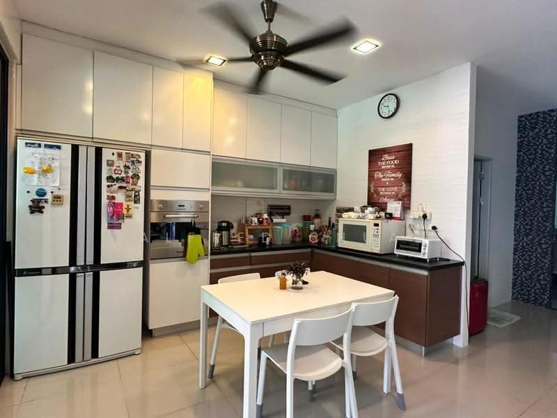 Semi-Detached House for Sale in Stutong (Kuching) - Alfred Chua - Kitchen - PropertyGuru.com.my