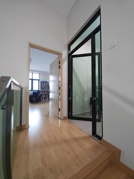 Rumah Teres 2.5-Tingkat untuk Dijual di Bandar Bukit Raja (Klang) - LILY YEOH - Upstairs Corridor - PropertyGuru.com.my