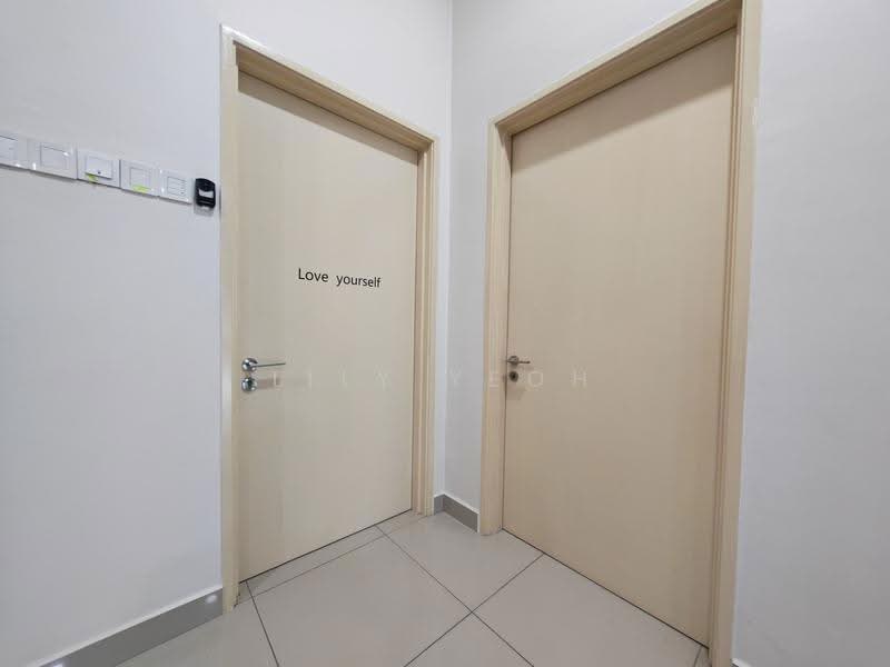 Rumah Teres 2.5-Tingkat untuk Dijual di Bandar Bukit Raja (Klang) - LILY YEOH - Bedroom Door - PropertyGuru.com.my
