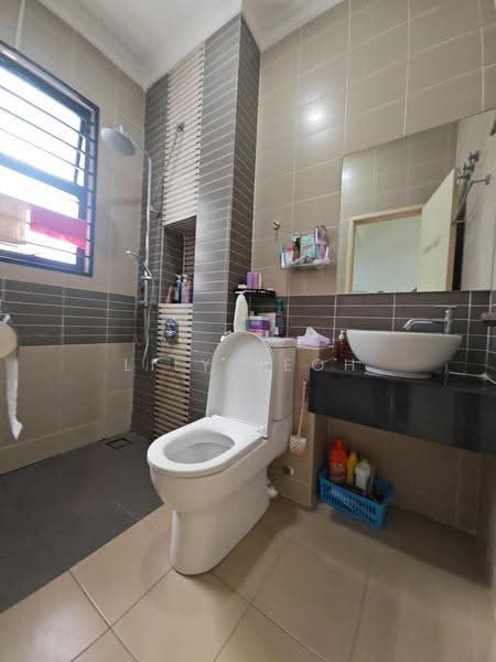 Rumah Teres 2.5-Tingkat untuk Dijual di Bandar Bukit Raja (Klang) - LILY YEOH - Bathroom - PropertyGuru.com.my