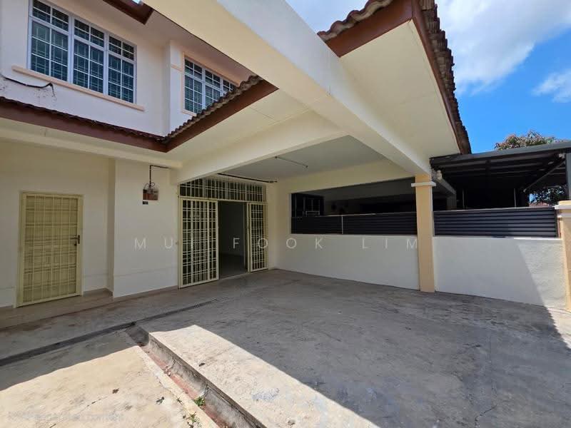 2-storey Terraced House for Sale in Taman Semabok Perdana (Semabok) - Mui Fook Lim - Exterior - PropertyGuru.com.my
