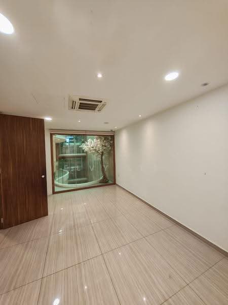 Shop / Office for Rent in Johor Bahru (Johor) - Elvy Lee - Interior - PropertyGuru.com.my