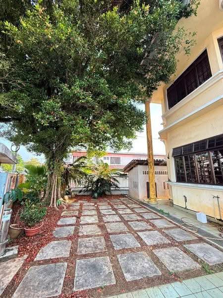 Bungalow House for Sale in Galing (Kuantan) - Atina Natasha - Exterior - PropertyGuru.com.my