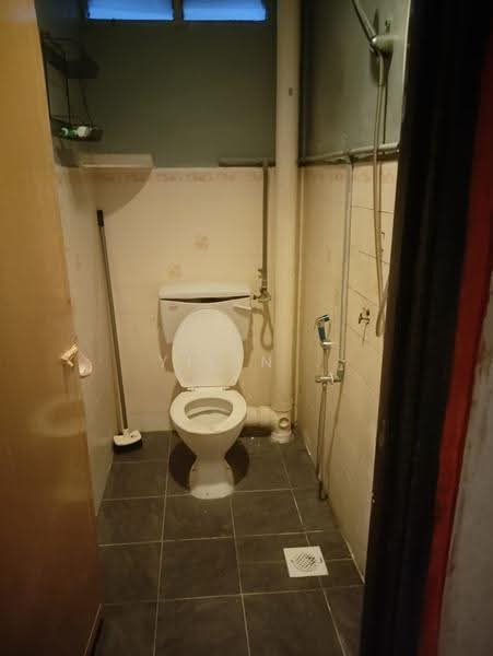 2-storey Terraced House for Sale in Taman Tempua (Simpang Ampat) - Yilin . - Bathroom - PropertyGuru.com.my