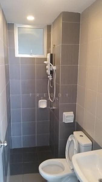 Kondominium untuk Dijual di Sierra Residences - Freddy Tan - Bathroom - PropertyGuru.com.my