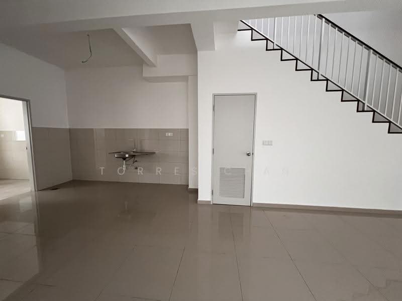 2-storey Terraced House for Sale in Setia Utama (Setia Alam) - Torres Chan - Interior - PropertyGuru.com.my