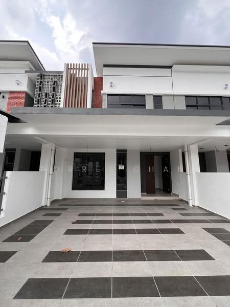 2-storey Terraced House for Sale in Setia Utama (Setia Alam) - Torres Chan - Exterior - PropertyGuru.com.my