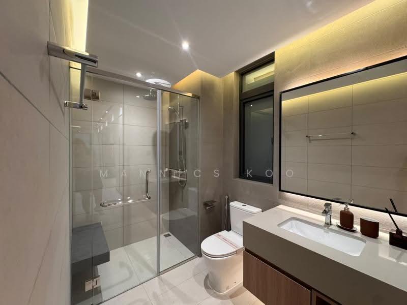Apartment for Sale at R&F Princess Cove Phase 3-New Casa Suites - Mannics Koo - Studio Bathroom - PropertyGuru.com.my