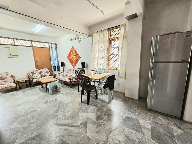 Rumah Teres 2-Tingkat untuk Dijual di Taman Puchong Perdana (Puchong) - Wendy Chin - Living Room - PropertyGuru.com.my