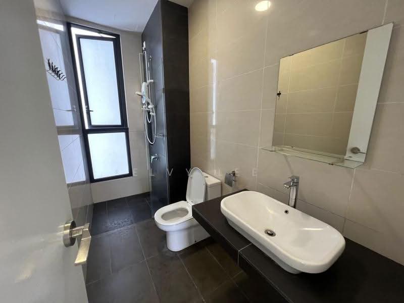 Pangsapuri untuk Dijual di Eco Nest @ Eco Botanic - Elvy Lee - Bathroom - PropertyGuru.com.my