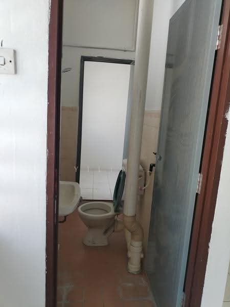 2-storey Terraced House for Sale in Taman Tempua (Simpang Ampat) - Yilin . - Bathroom - PropertyGuru.com.my