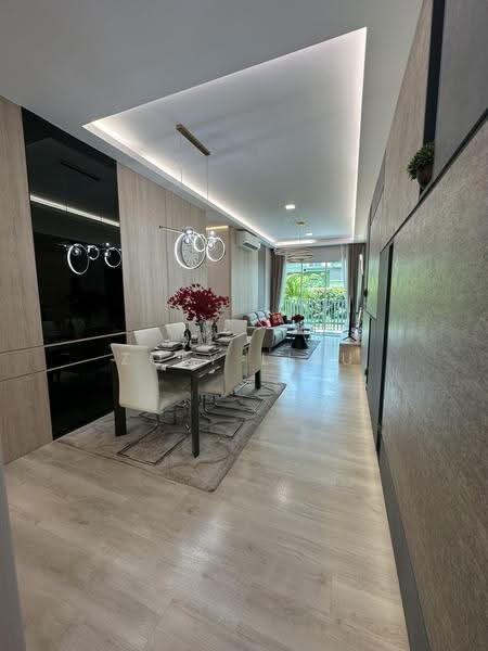 Kondominium untuk Dijual di Sky88 Residences - Zoey Liau - Dining Room - PropertyGuru.com.my