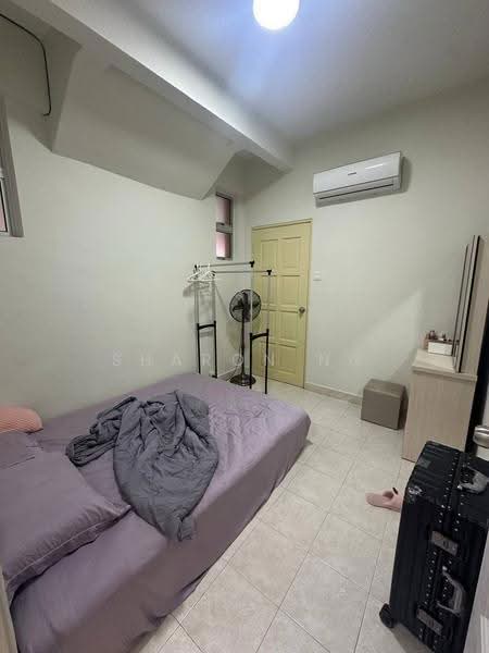 Rumah Bandar untuk Dijual di Johor Bahru (Johor) - Sharon Ng - Bedroom - PropertyGuru.com.my