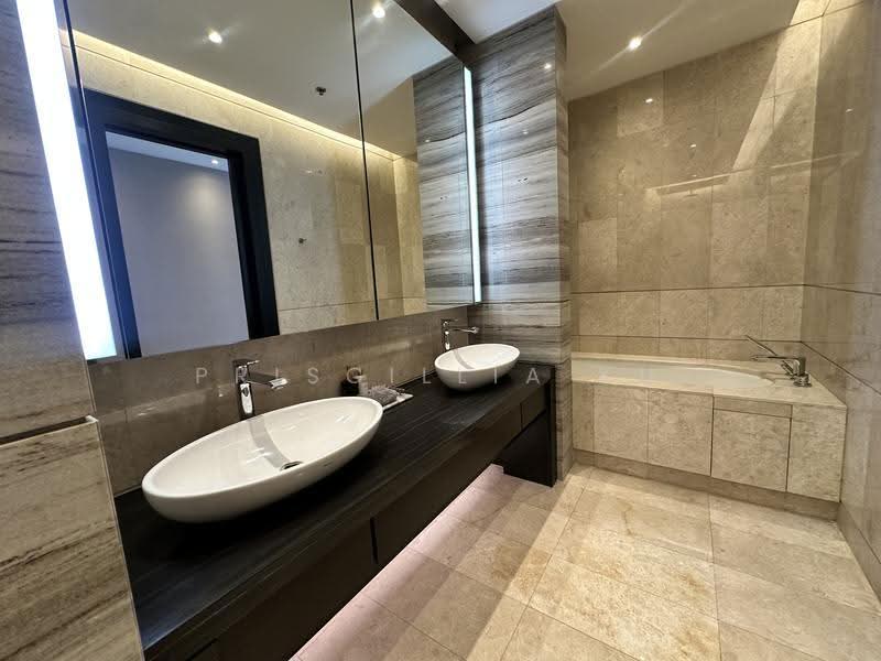 Service Residence for Sale at The Ritz-Carlton Residences - Priscillia Ku - Bathroom - PropertyGuru.com.my