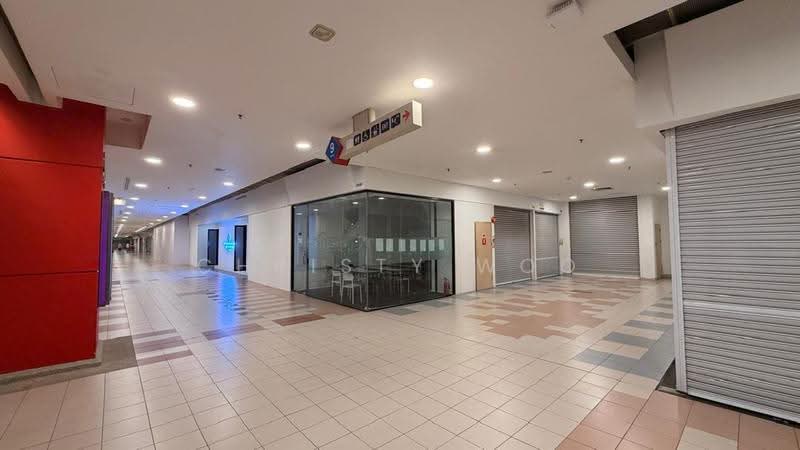 Ruang Niaga untuk Dijual di Berjaya Times Square (KL City Centre) - Christy Woo - Corridor - PropertyGuru.com.my