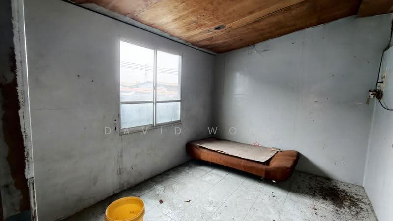Factory for Sale in Lahat (Perak) - David Wong - Bedroom - PropertyGuru.com.my