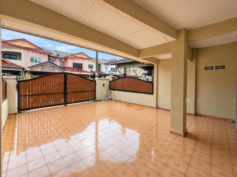 Rumah Teres 2-Tingkat untuk Dijual di Bandar Baru Bangi (Selangor) - Fiqri Hazim Rozmi - Exterior - PropertyGuru.com.my