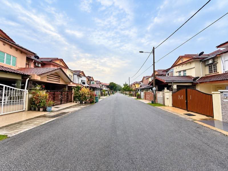 Rumah Teres 2-Tingkat untuk Dijual di Bandar Baru Bangi (Selangor) - Fiqri Hazim Rozmi - Exterior - PropertyGuru.com.my