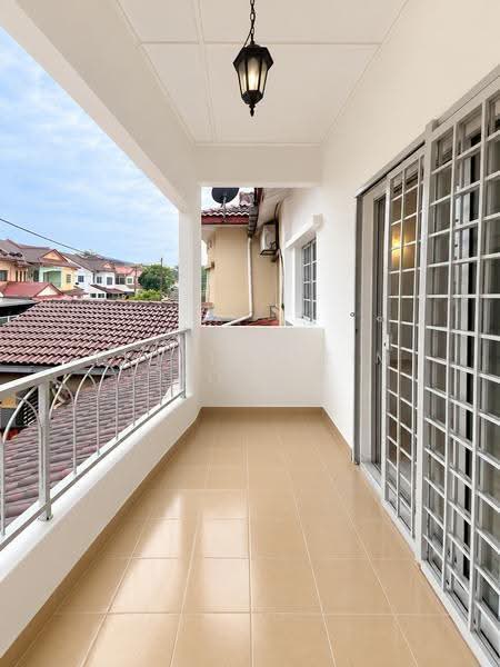 Rumah Teres 2-Tingkat untuk Dijual di Bandar Baru Bangi (Selangor) - Fiqri Hazim Rozmi - Balcony - PropertyGuru.com.my