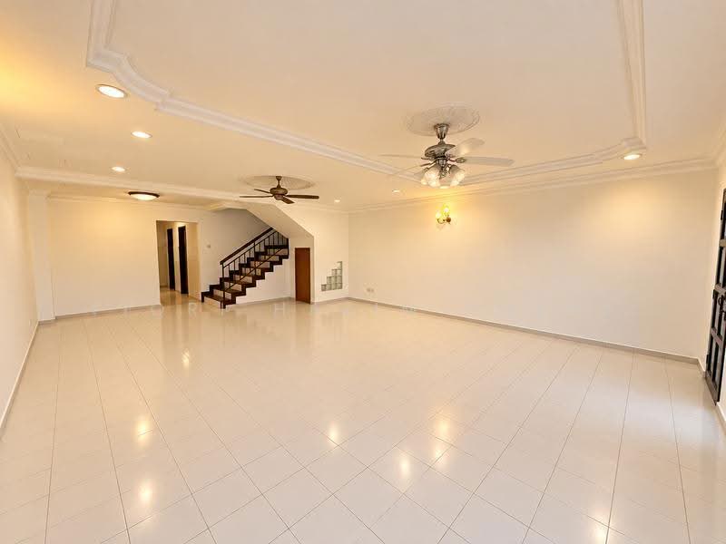 Rumah Teres 2-Tingkat untuk Dijual di Bandar Baru Bangi (Selangor) - Fiqri Hazim Rozmi - Living Room - PropertyGuru.com.my