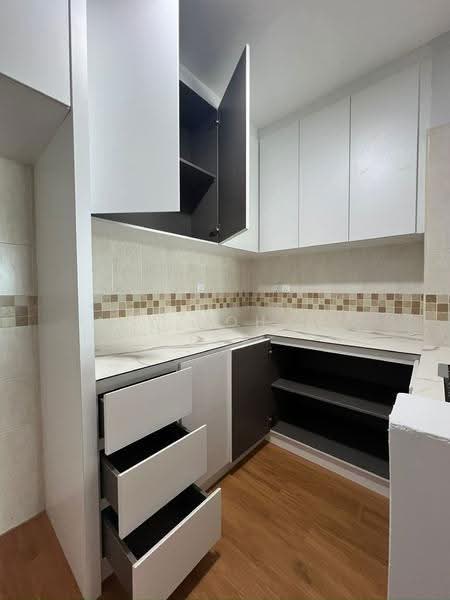 Kediaman Servis untuk Dijual di Casa Suites - Ivy Goh Ai Bee - Kitchen - PropertyGuru.com.my