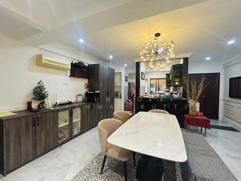 Kondominium untuk Dijual di Menara Polo - Yamuna Devi Krishnan Kutty - Dining Room - PropertyGuru.com.my