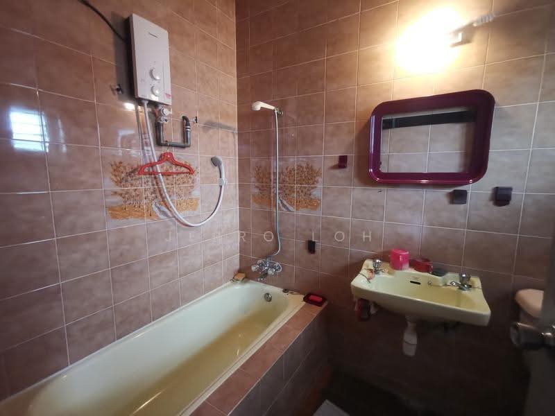 Bungalow House for Sale in Petaling Jaya (Selangor) - Jerro Loh - Bathroom - PropertyGuru.com.my