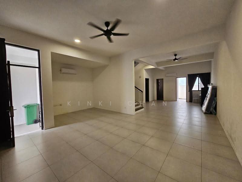 3-storey Terraced House for Rent in Taman Juara Jaya (Cheras) - KINKI CHAN - Living Room - PropertyGuru.com.my