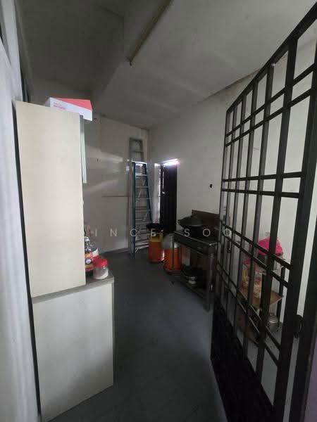 Rumah Teres 2-Tingkat untuk Dijual di Bandar Selesa Jaya (Skudai) - Vince Soo - Kitchen - PropertyGuru.com.my