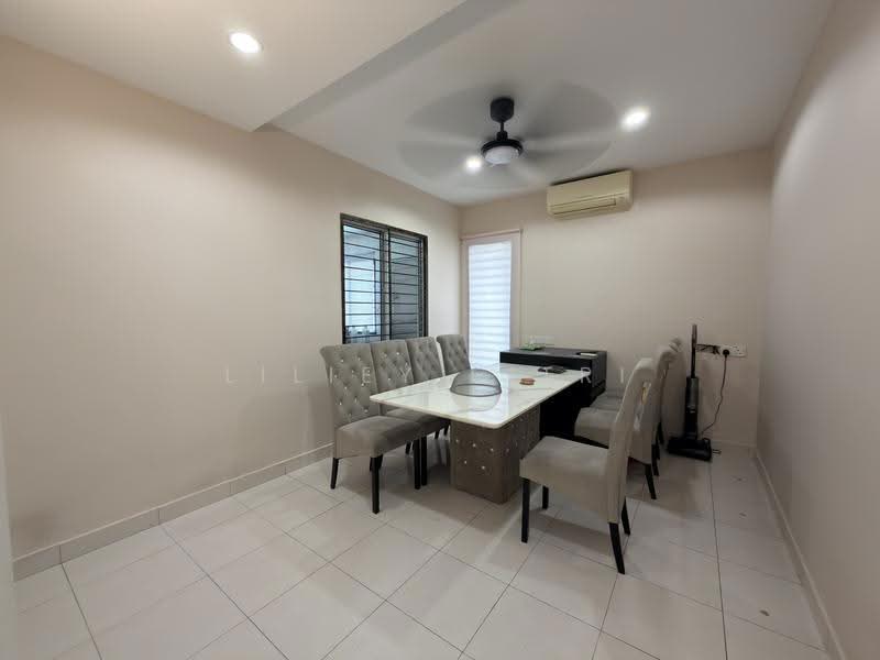 2-storey Terraced House for Sale in Saujana Rawang (Rawang) - Liliey Fitri - Dining Room - PropertyGuru.com.my