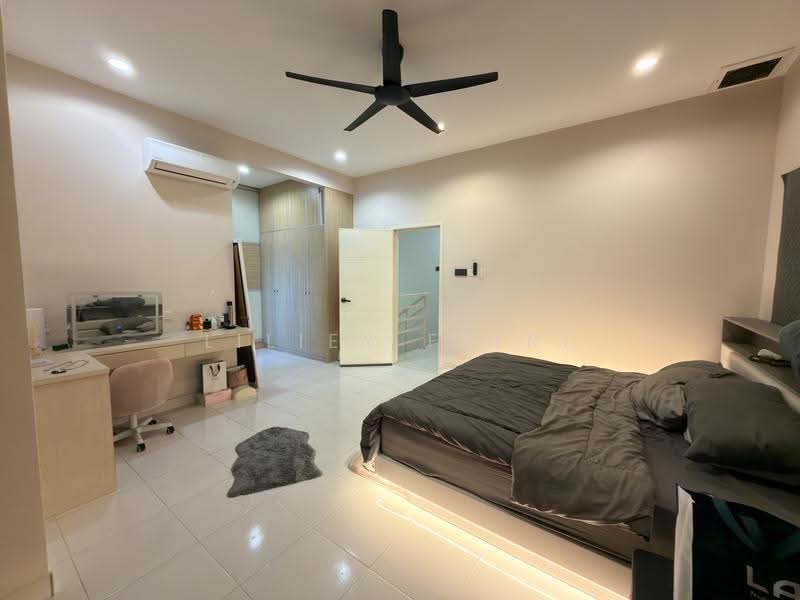 2-storey Terraced House for Sale in Saujana Rawang (Rawang) - Liliey Fitri - Bedroom - PropertyGuru.com.my