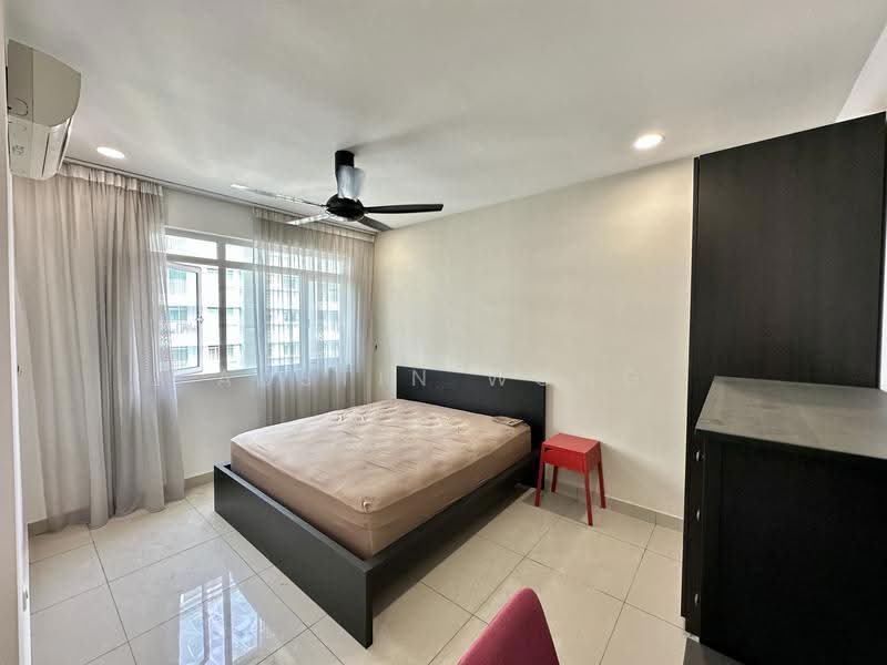 Kediaman Servis untuk Dijual di V-Residensi 2 - Austin Wong - Bedroom - PropertyGuru.com.my