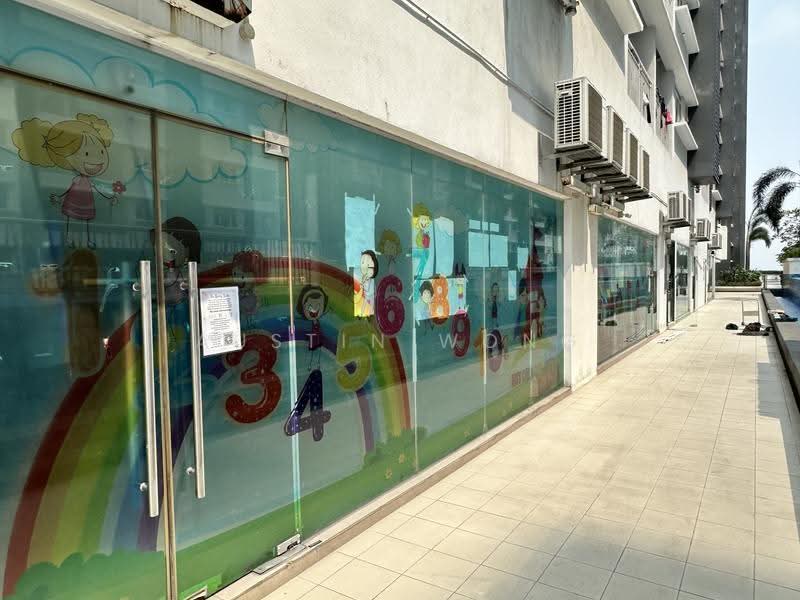 Kediaman Servis untuk Dijual di V-Residensi 2 - Austin Wong - Exterior - PropertyGuru.com.my