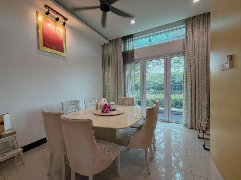 Rumah Banglo untuk Dijual di Taman Molek (Johor Bahru) - Eva Yeo - Dining Room - PropertyGuru.com.my