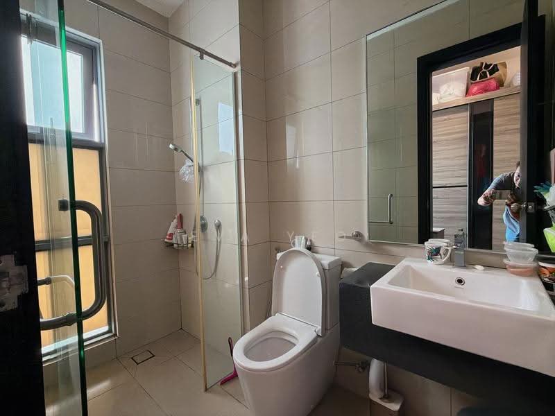 Rumah Banglo untuk Dijual di Taman Molek (Johor Bahru) - Eva Yeo - Bathroom - PropertyGuru.com.my