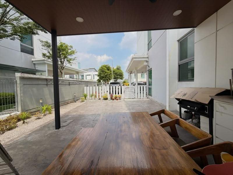 Rumah Banglo untuk Dijual di Taman Molek (Johor Bahru) - Eva Yeo - Exterior - PropertyGuru.com.my