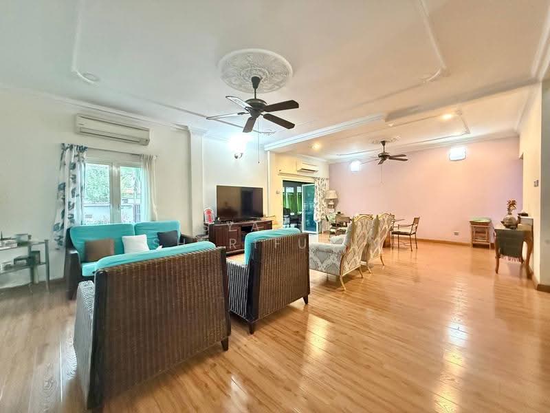 Semi-Detached House for Sale in Bandar Sunway (Sunway) - Syafiq Sharifudin - Living Room - PropertyGuru.com.my