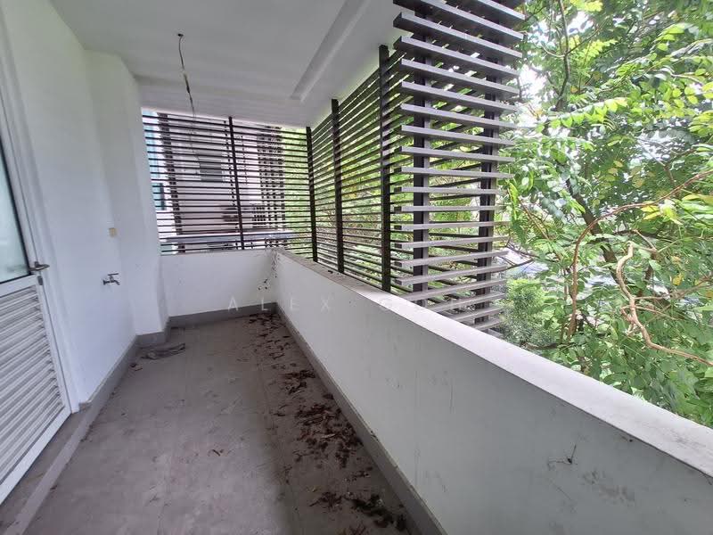 Kondominium untuk Dijual di Kenny Hills Residence - Alex Goh - Balcony - PropertyGuru.com.my
