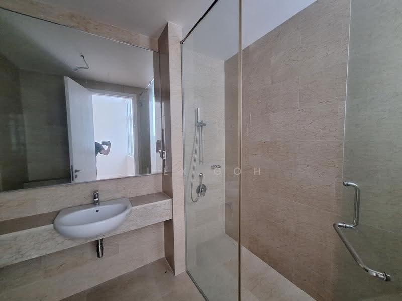 Kondominium untuk Dijual di Kenny Hills Residence - Alex Goh - Bathroom - PropertyGuru.com.my