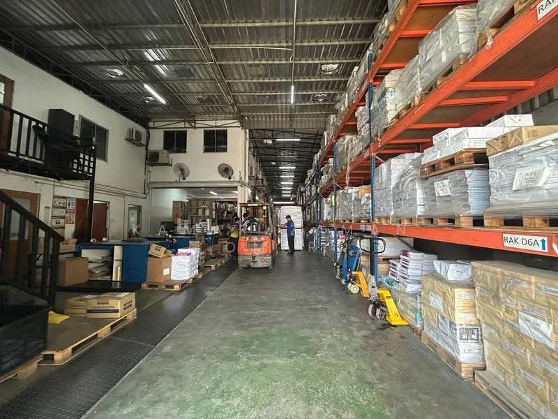 Semi-D Factory for Sale in Bandar Baru Sungai Buloh (Sungai Buloh) - Kamaruzaman Omar - Interior - PropertyGuru.com.my