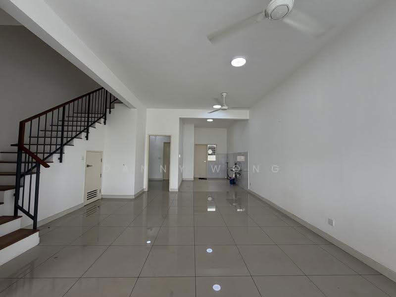 2-storey Terraced House for Rent in Kota Emerald (Rawang) - Danny Wong - Living Room - PropertyGuru.com.my