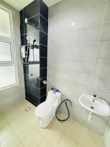 Kediaman Servis untuk Disewa di D'carlton (Residensi Seri Mega) - Chang Kai Yin - Bathroom - PropertyGuru.com.my