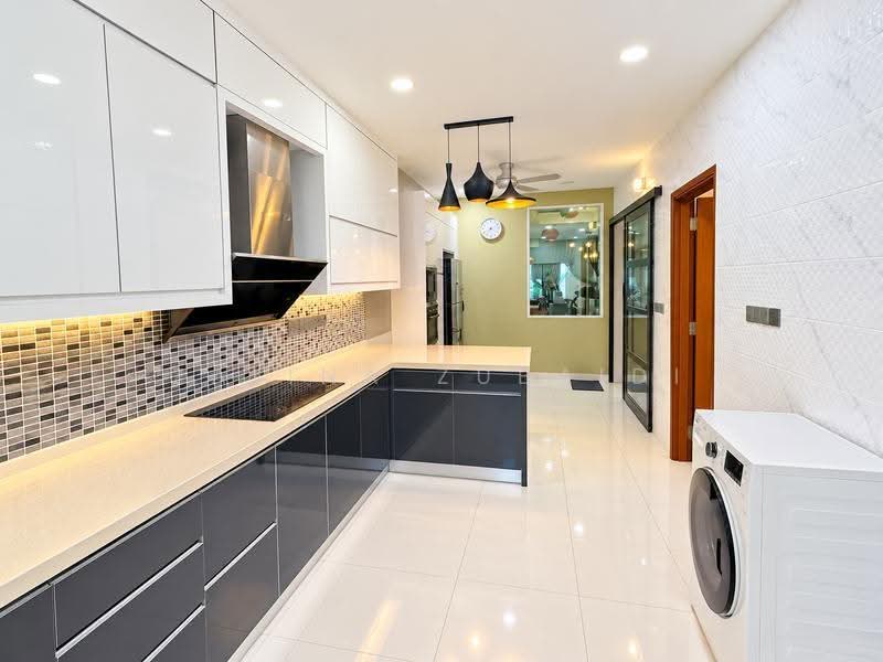Terraced House for Sale in Denai Alam (Shah Alam) - Zalina Zubaidi - Kitchen - PropertyGuru.com.my