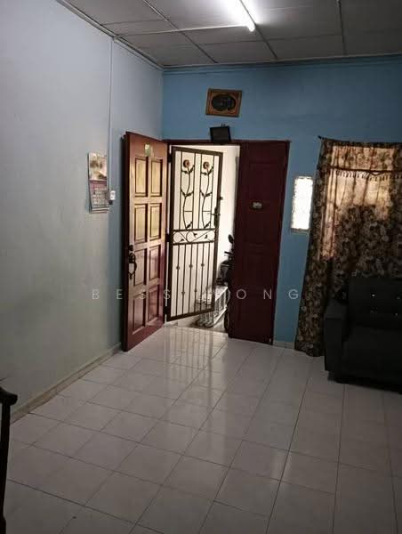 2-storey Terraced House for Sale in kulai (Johor Bahru) - Bess Wong - Living Room - PropertyGuru.com.my