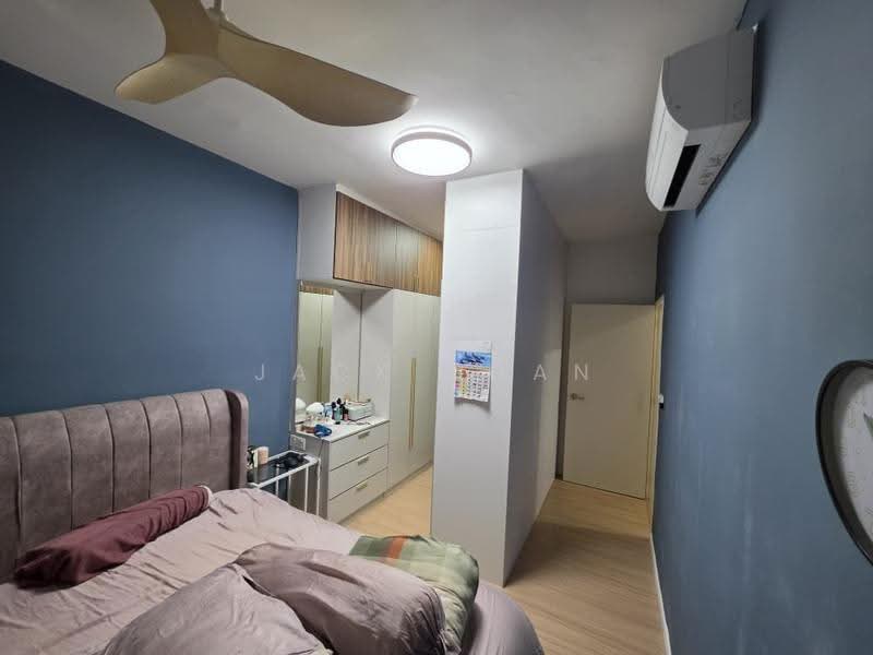 Kediaman Servis untuk Dijual di Tuan 2egacy - Jack Chan - Bedroom - PropertyGuru.com.my