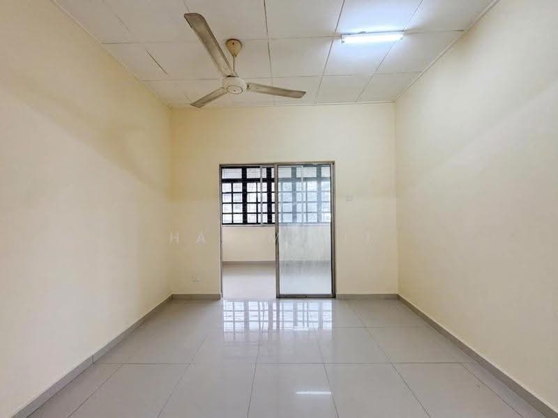 2-storey Terraced House for Sale in Kampung Tunku (Petaling Jaya) - Hakim Ali - PropertyGuru.com.my