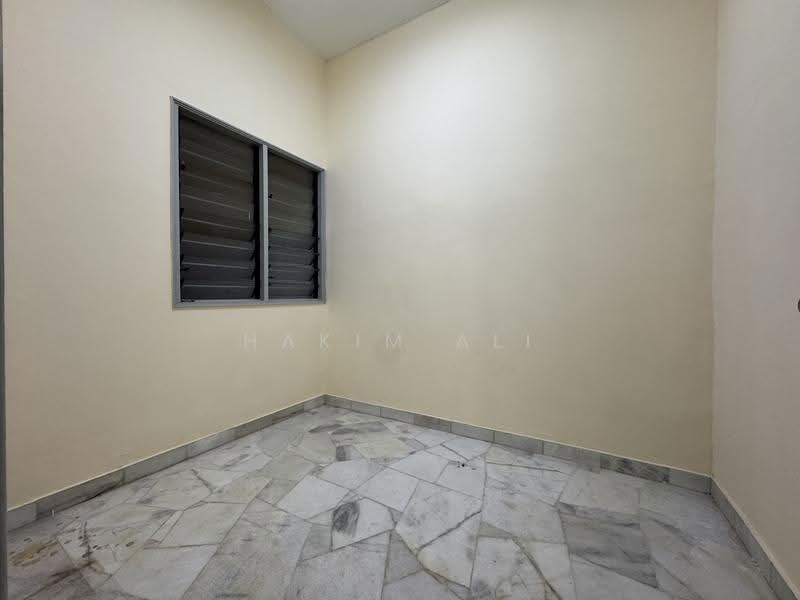 2-storey Terraced House for Sale in Kampung Tunku (Petaling Jaya) - Hakim Ali - PropertyGuru.com.my