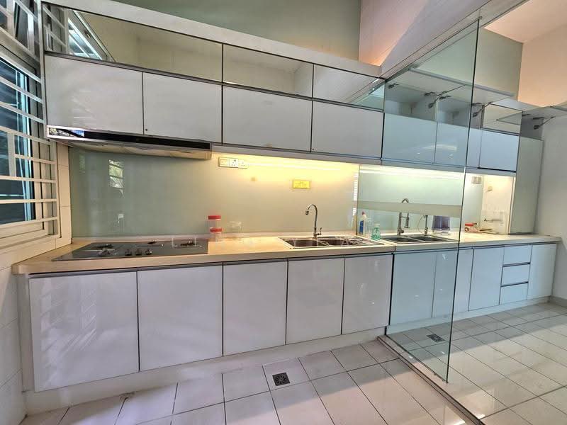 Semi-Detached House for Sale in Segambut (Kuala Lumpur) - Ling Yean - Kitchen - PropertyGuru.com.my