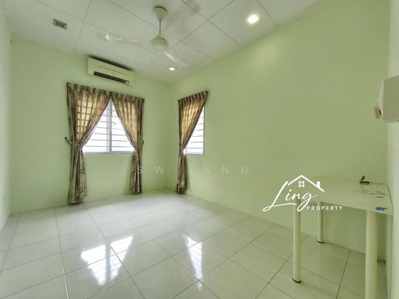 2-storey Terraced House for Rent in Setia Impian (Setia Alam) - SW Ling - Small Room - PropertyGuru.com.my
